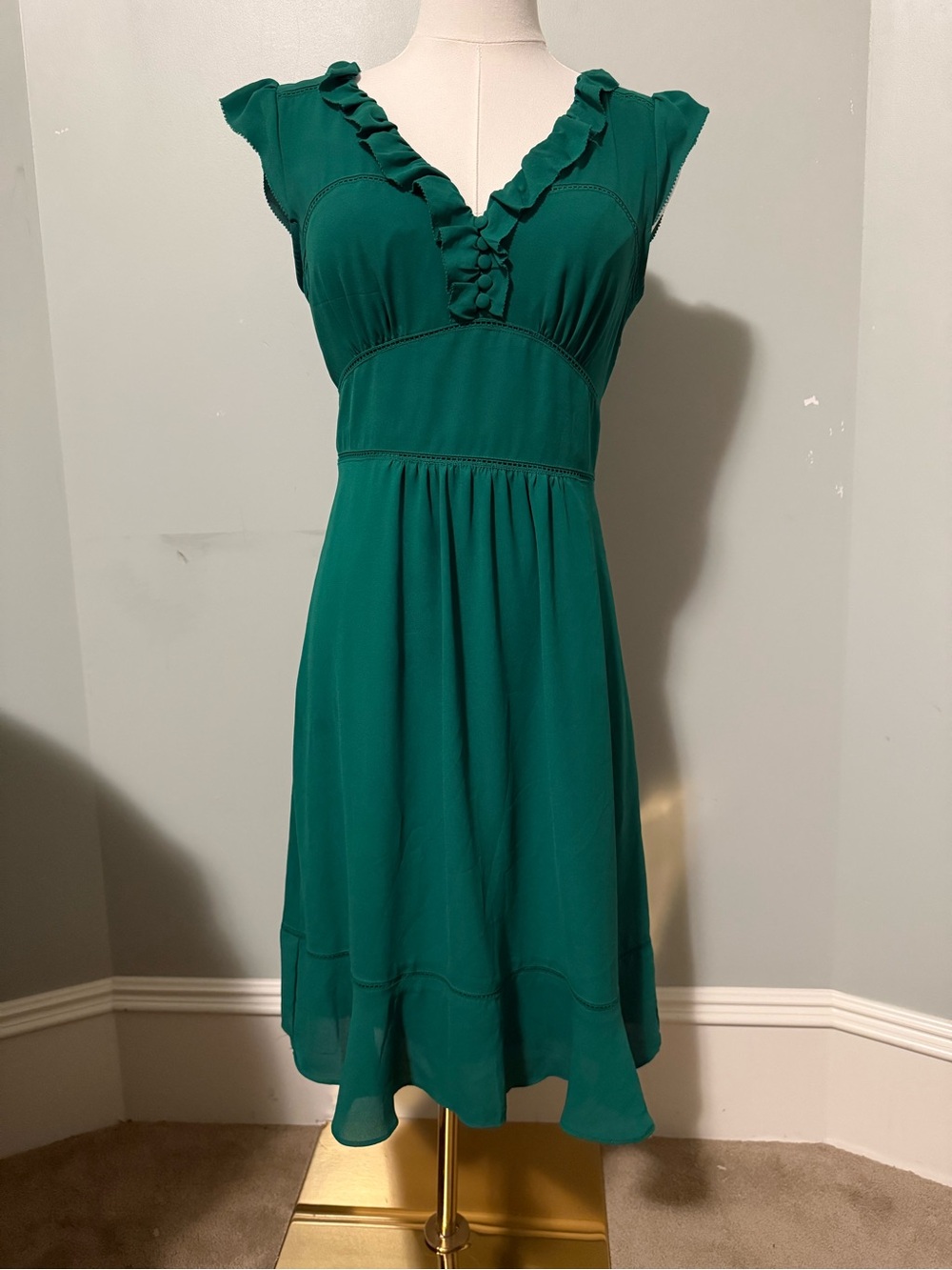 Maeve Green Ruffle V-Neck Midi Dress